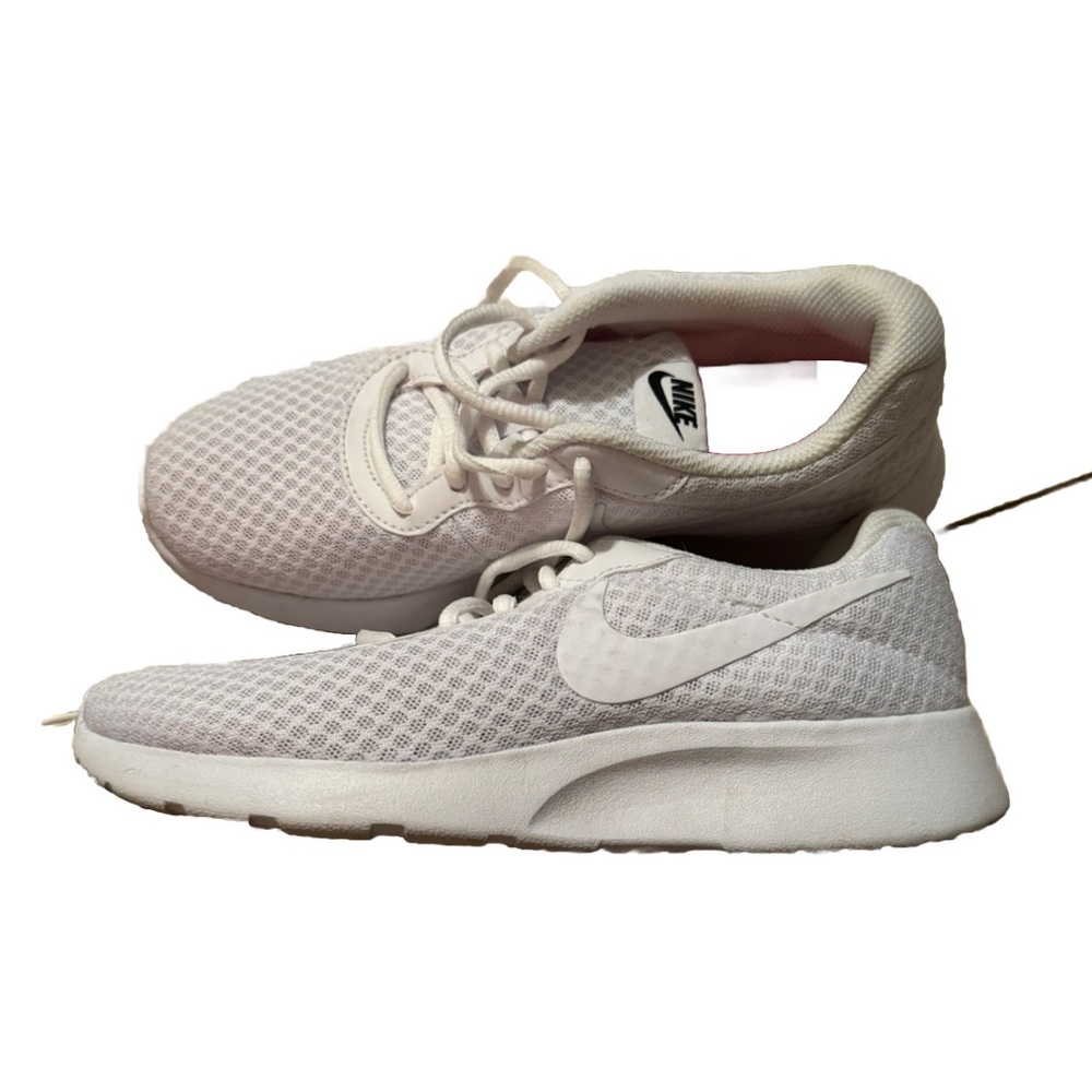 Women’s White Nike Running Shoe